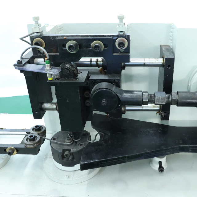 SF-COIL Fully Automatic Sofa Zig-zag Coiling Spring Forming Machine